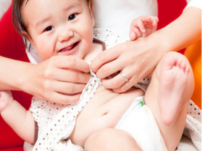 這才是寶寶手涼的真正原因，不要再給寶寶瞎穿衣服了！